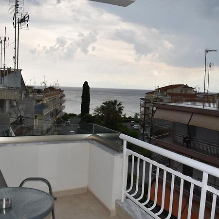 Sea View Luxury Apartment In Nea Kallikratia. Nea Kallikrateia المظهر الخارجي الصورة