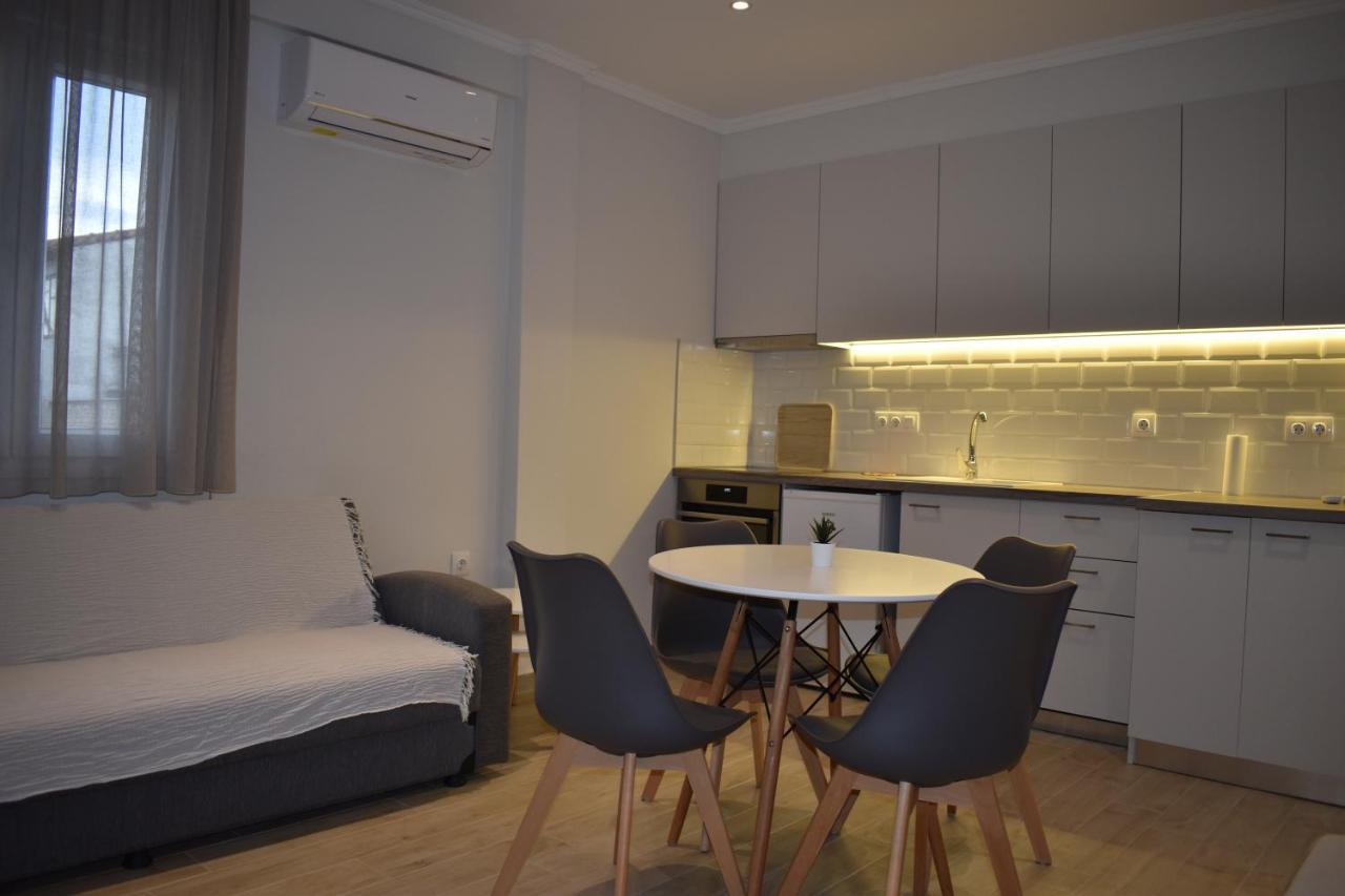 Sea View Luxury Apartment In Nea Kallikratia. Nea Kallikrateia المظهر الخارجي الصورة