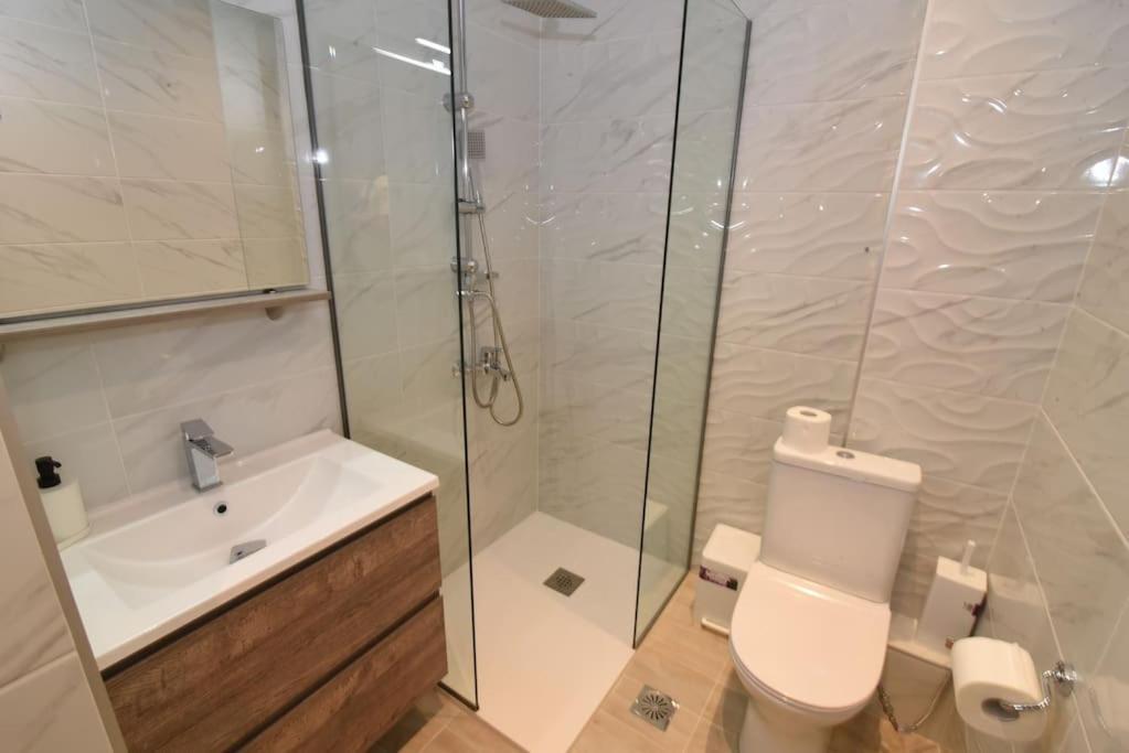 Sea View Luxury Apartment In Nea Kallikratia. Nea Kallikrateia المظهر الخارجي الصورة