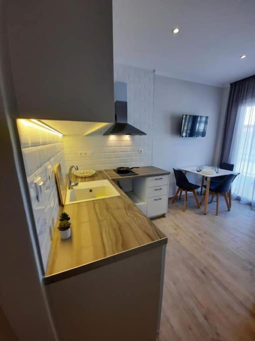 Sea View Luxury Apartment In Nea Kallikratia. Nea Kallikrateia المظهر الخارجي الصورة