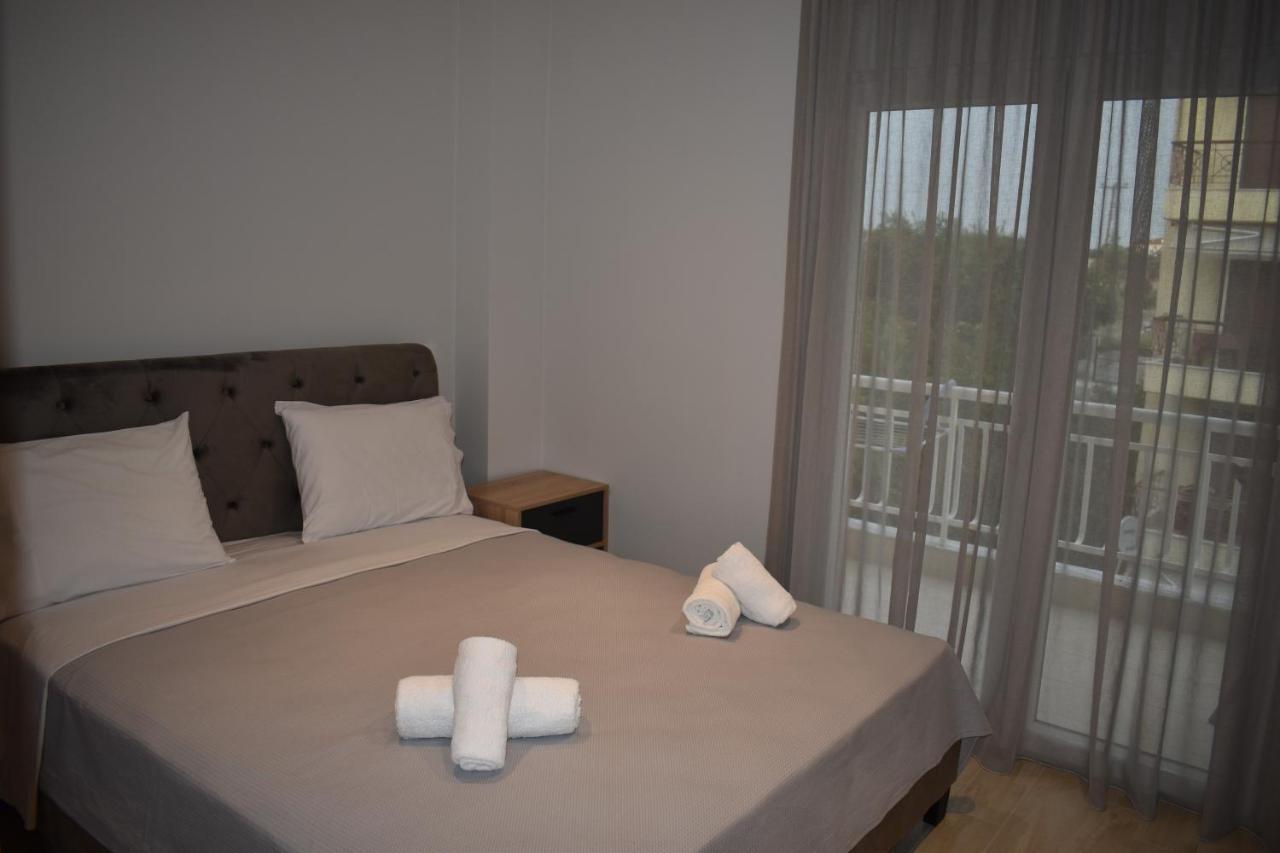 Sea View Luxury Apartment In Nea Kallikratia. Nea Kallikrateia المظهر الخارجي الصورة